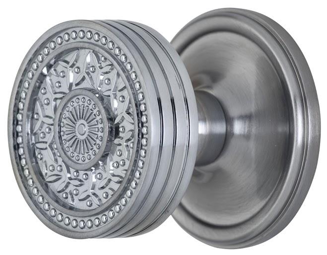 COPPER MOUNTAIN HARDWARE 2 1/4 Inch Sunburst Rice Pattern Door Knob With Victorian Rosette