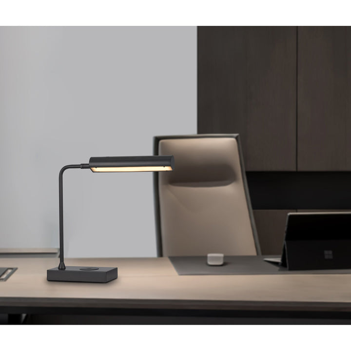 DELRAY 12W INTERGRATED LED METAL DESK LAMP WITH WIRELESS CHARGING PORT Cal Lighting